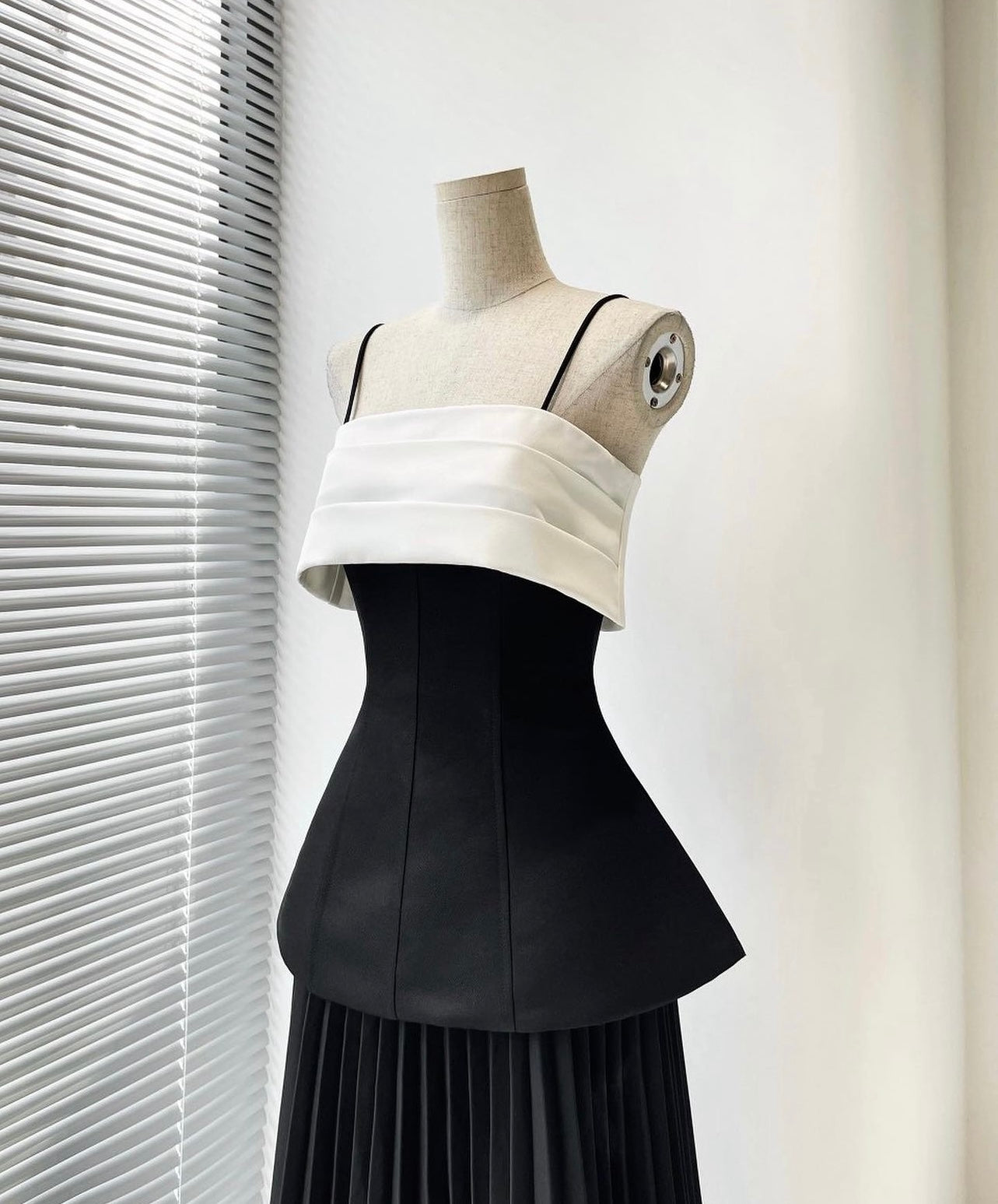A Lowie Top
