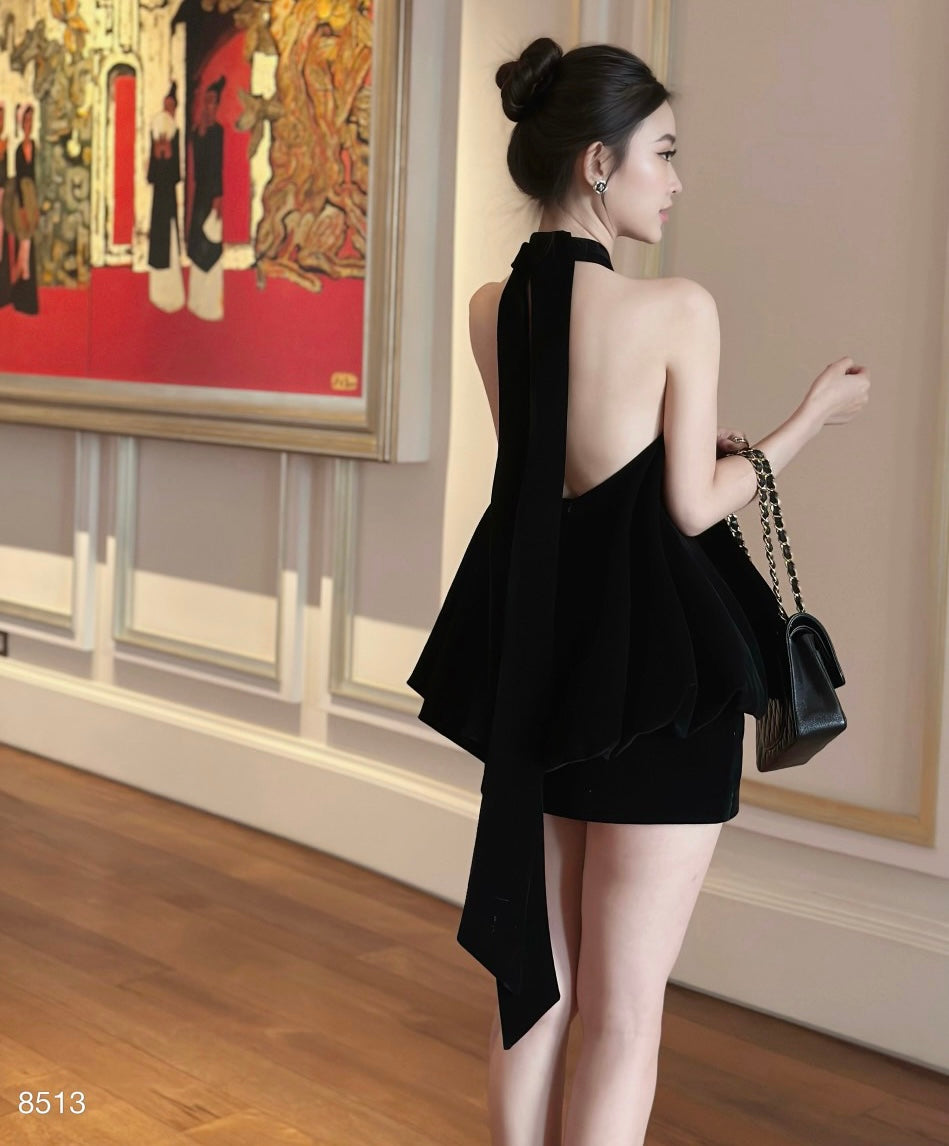 Delen Black Rose Set