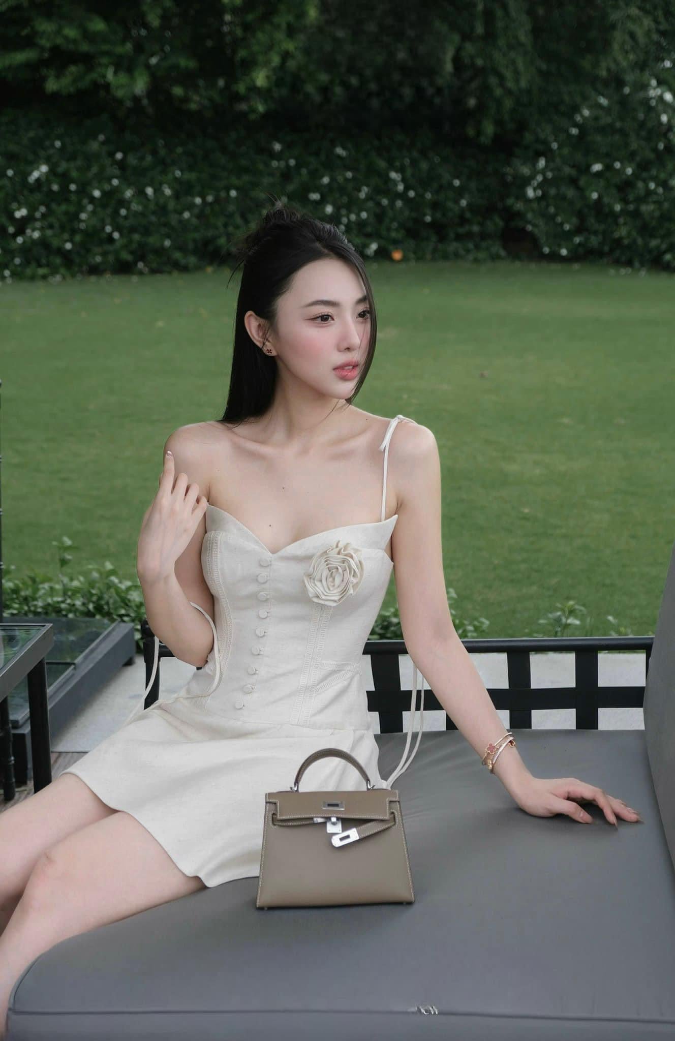 1AAA CRS NEW collection P6617 ( SET )