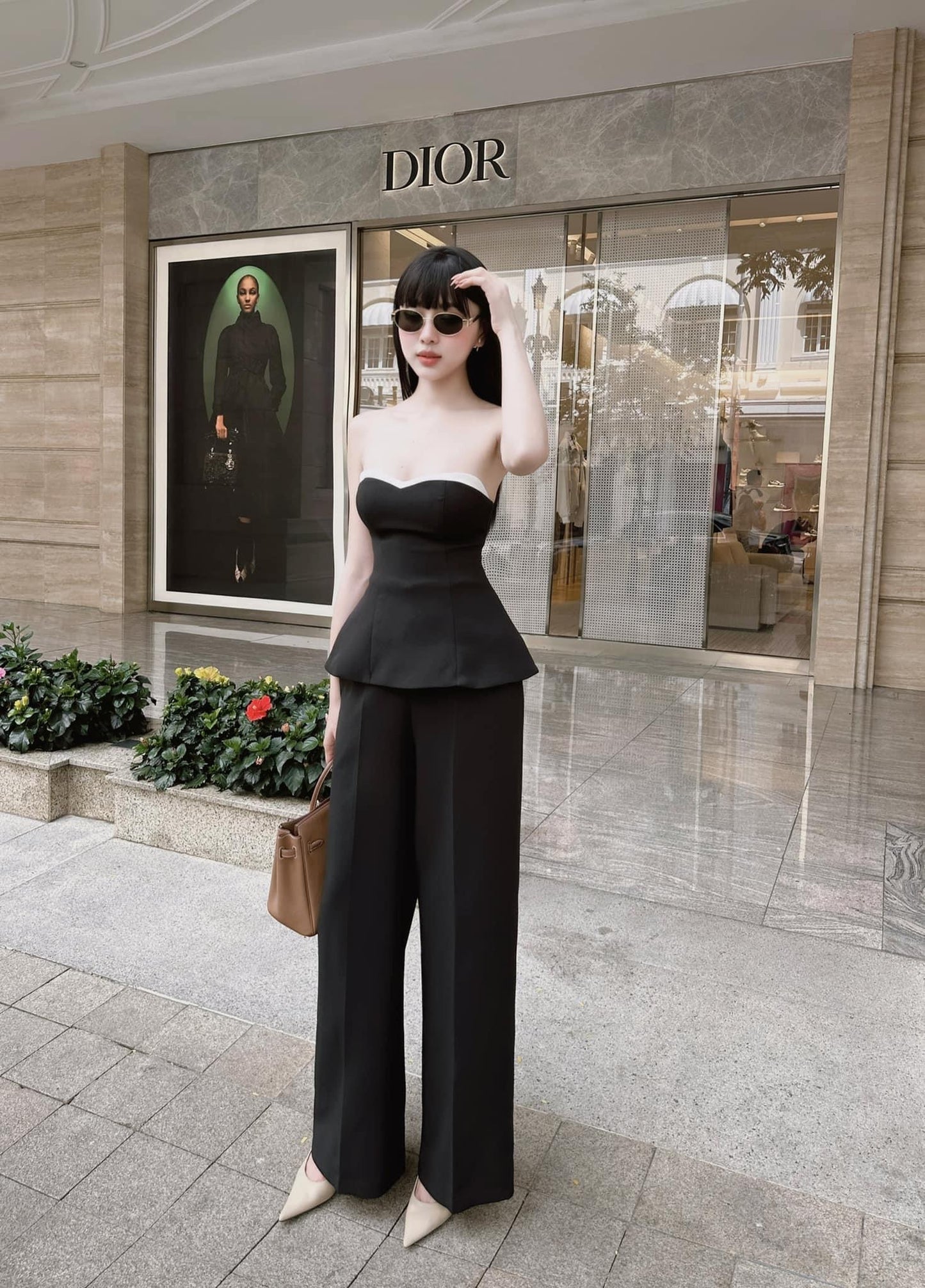 Black Ily Set