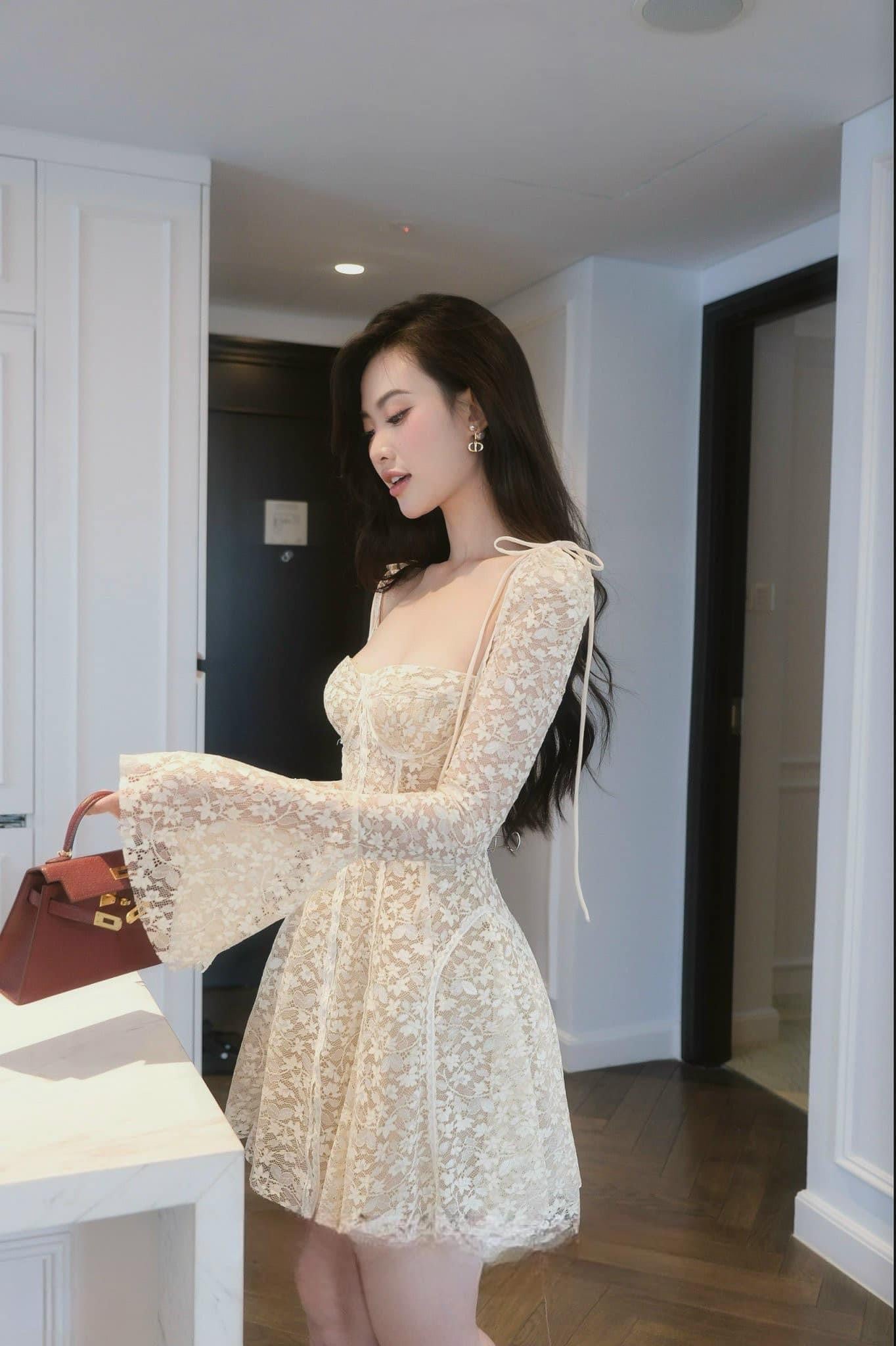 C01 Loukmai Dress