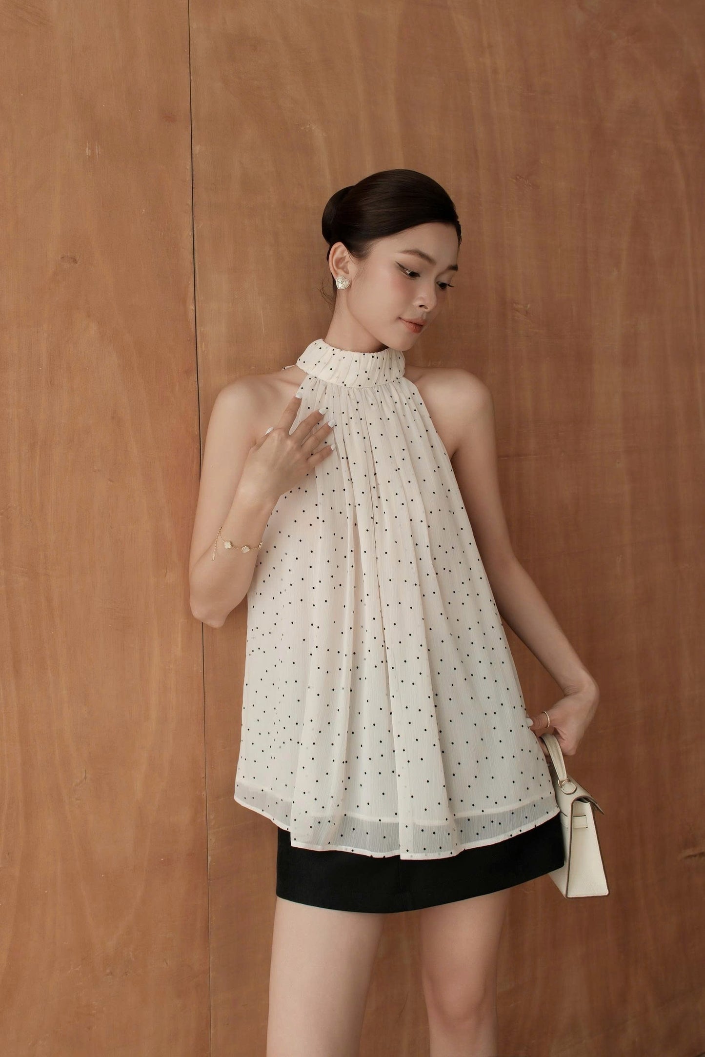 0000 0 z TOP CCBB A2112