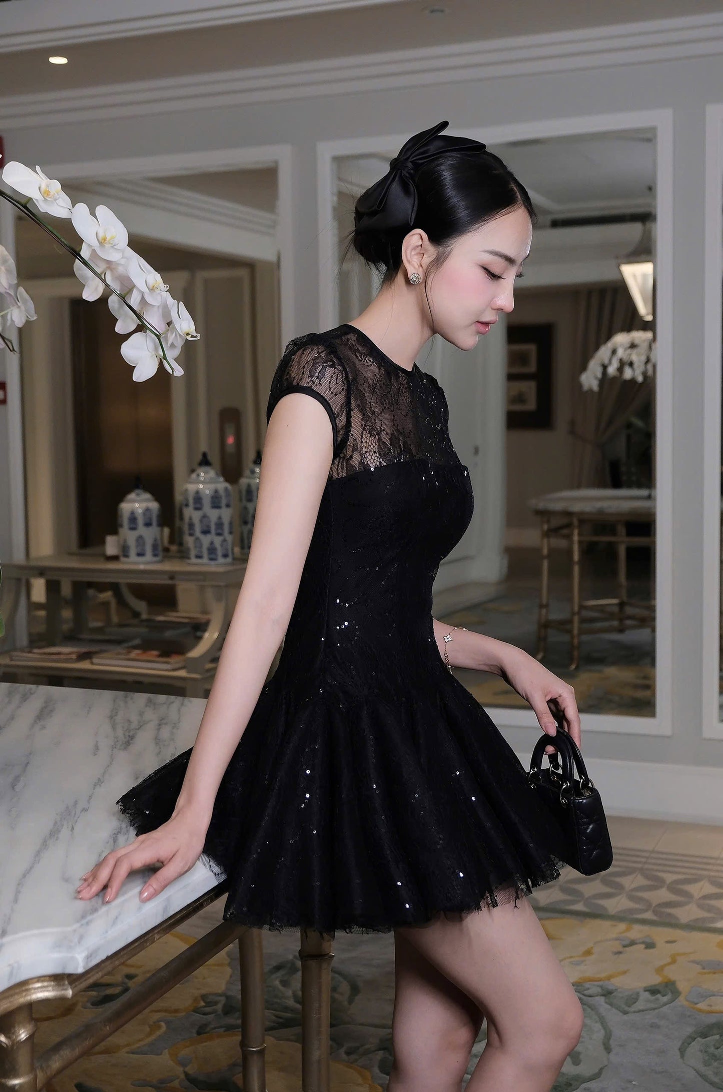 0000 AA001 CHOUU COLLECTION Y005 (BLACK)