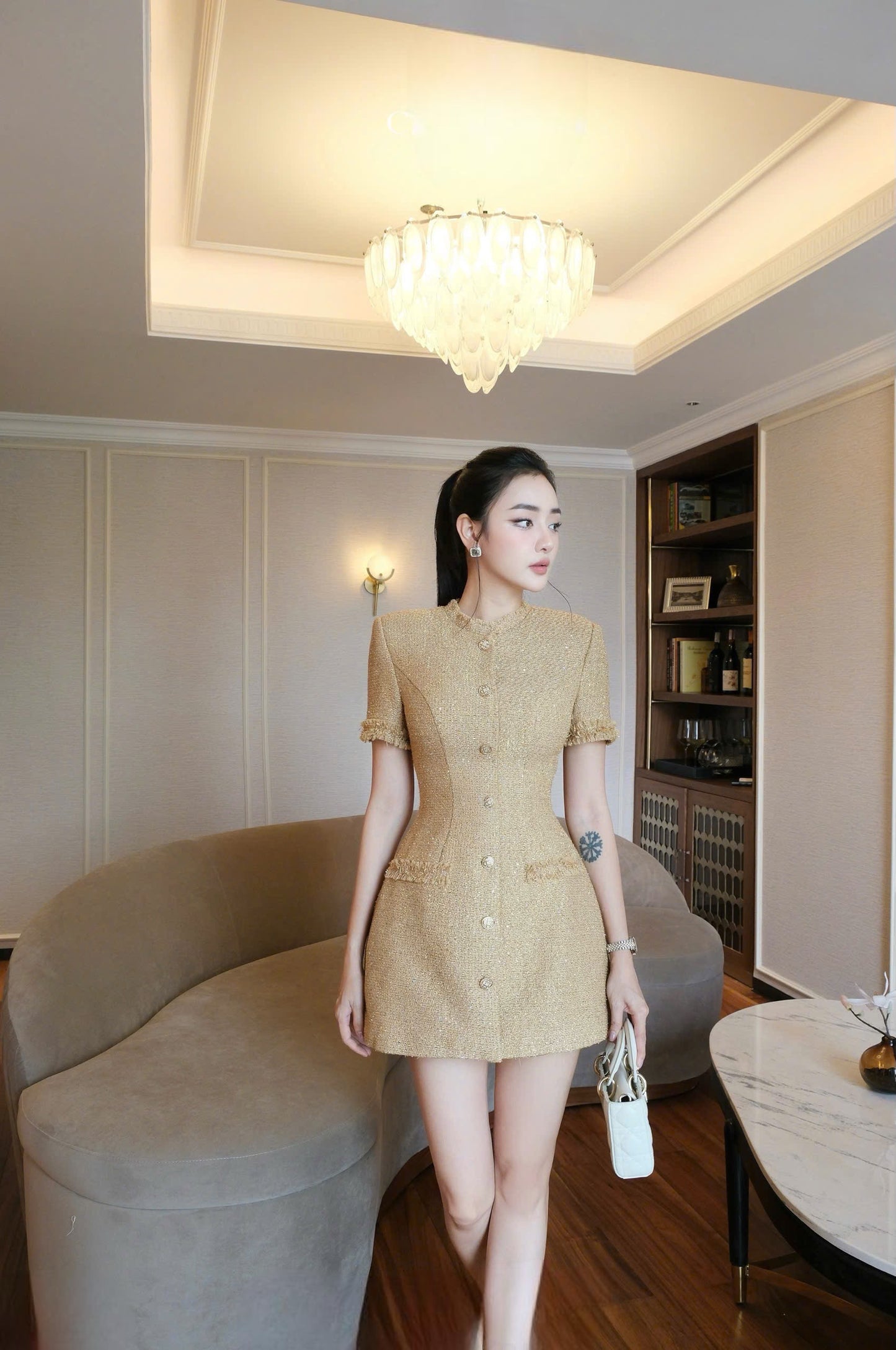 002 NEW COLLECTION P99024