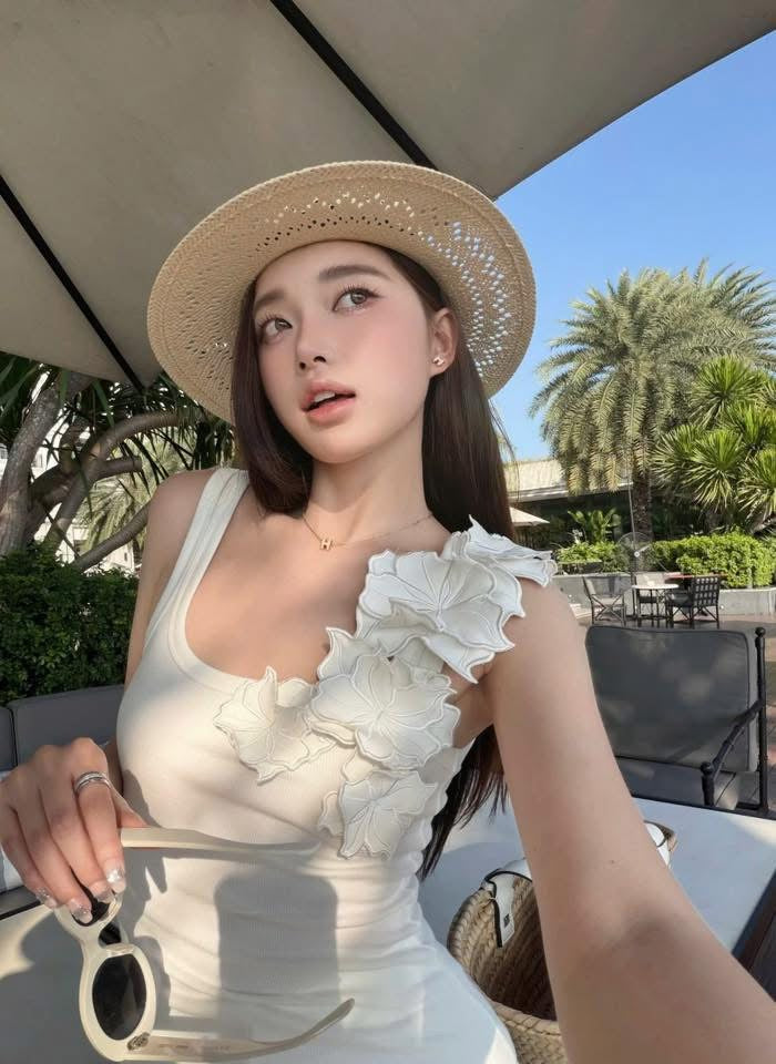 KJ505 TANKTOP Freesz ( White/Cream )