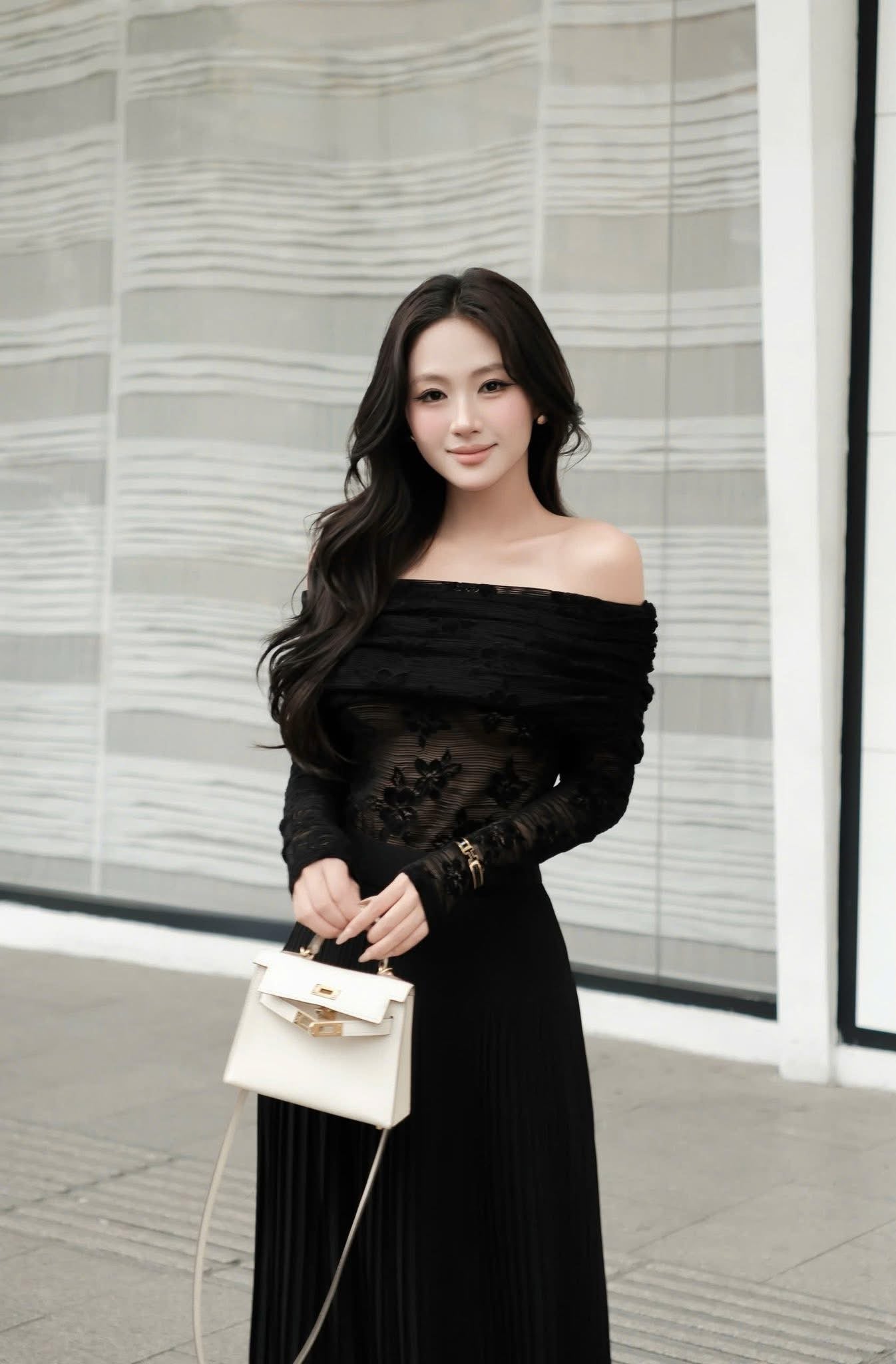 Long-sleeve top ( Black white ) P16