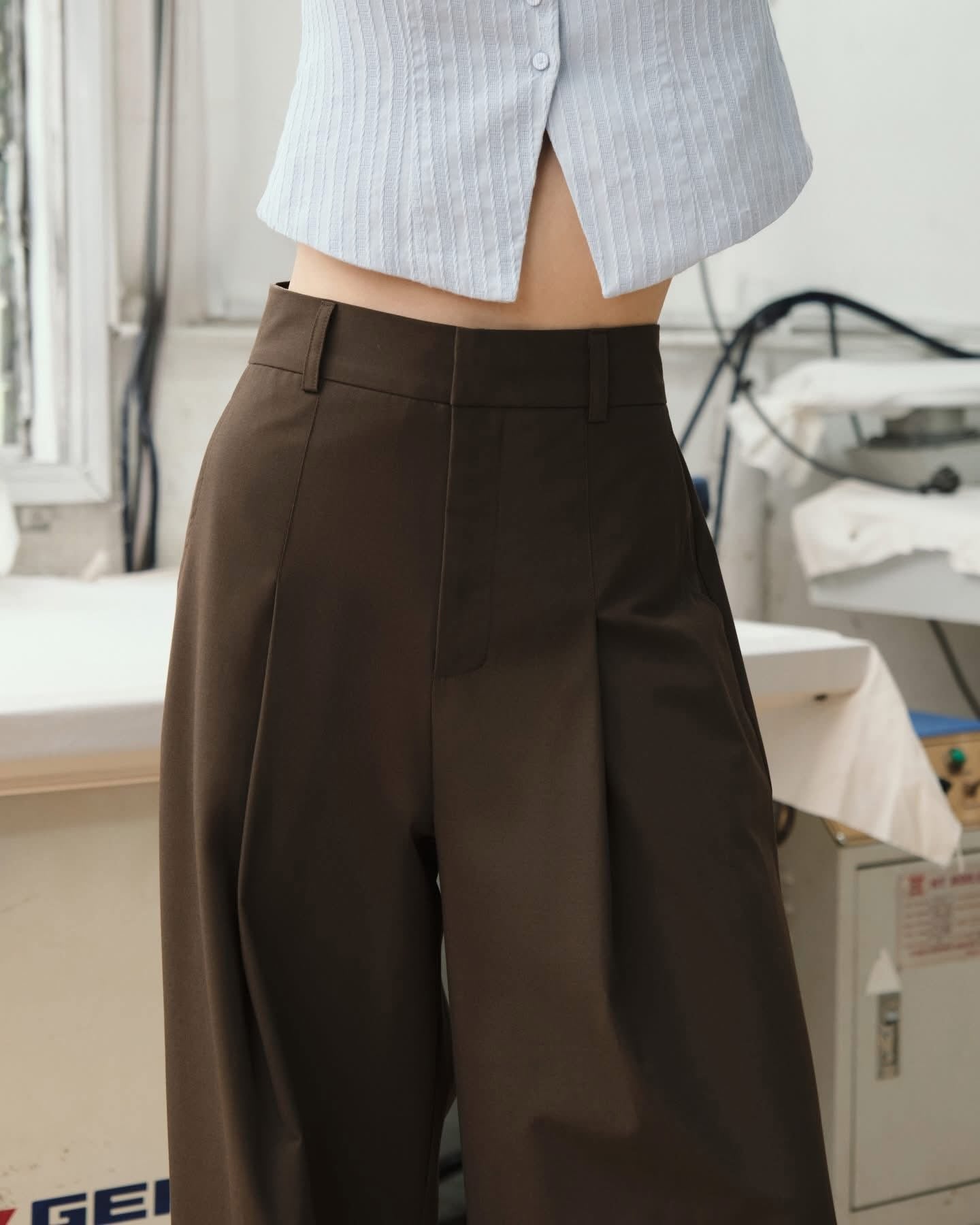 PANT SC017